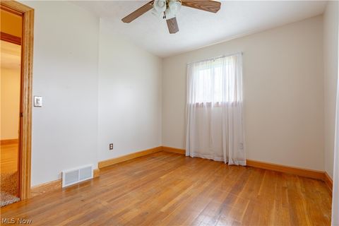 Tiny photo for 3804 Psolla Street NE, Canton, OH 44721 (MLS # 5201165)