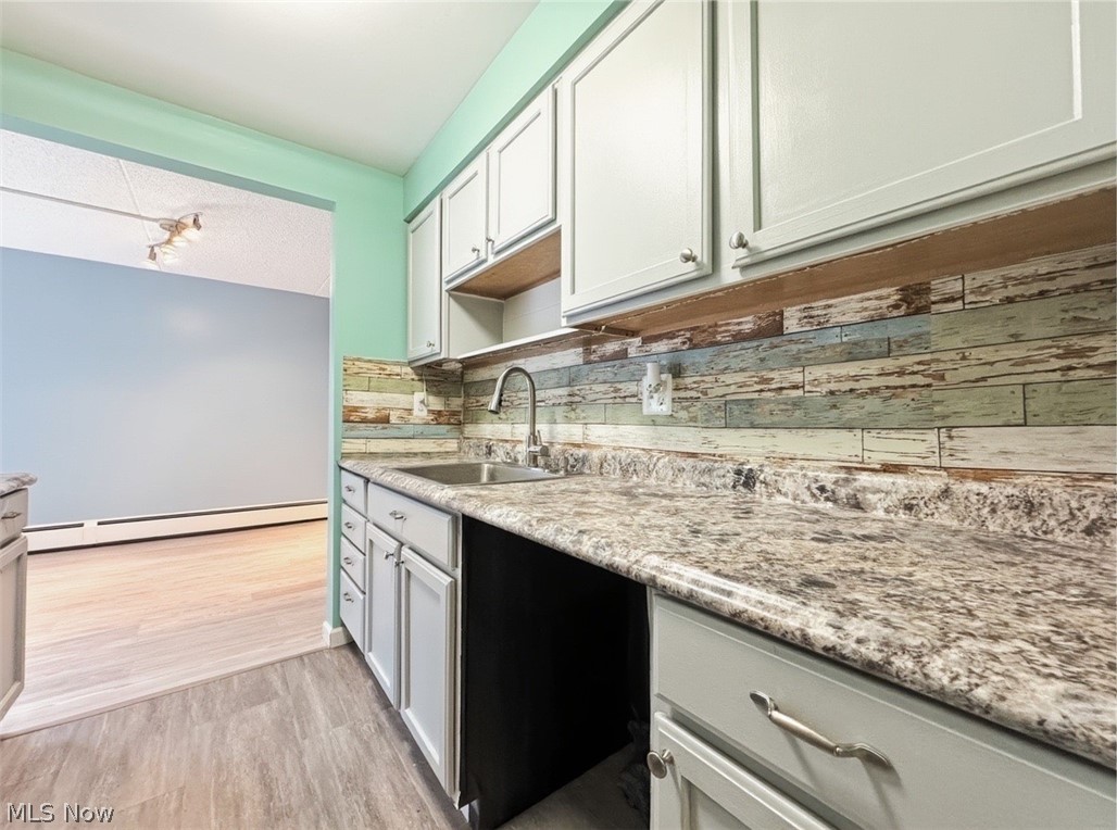 Pine Crest Condo - Residential