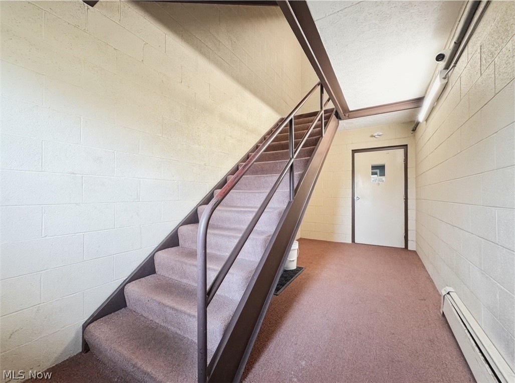 Pine Crest Condo - Residential