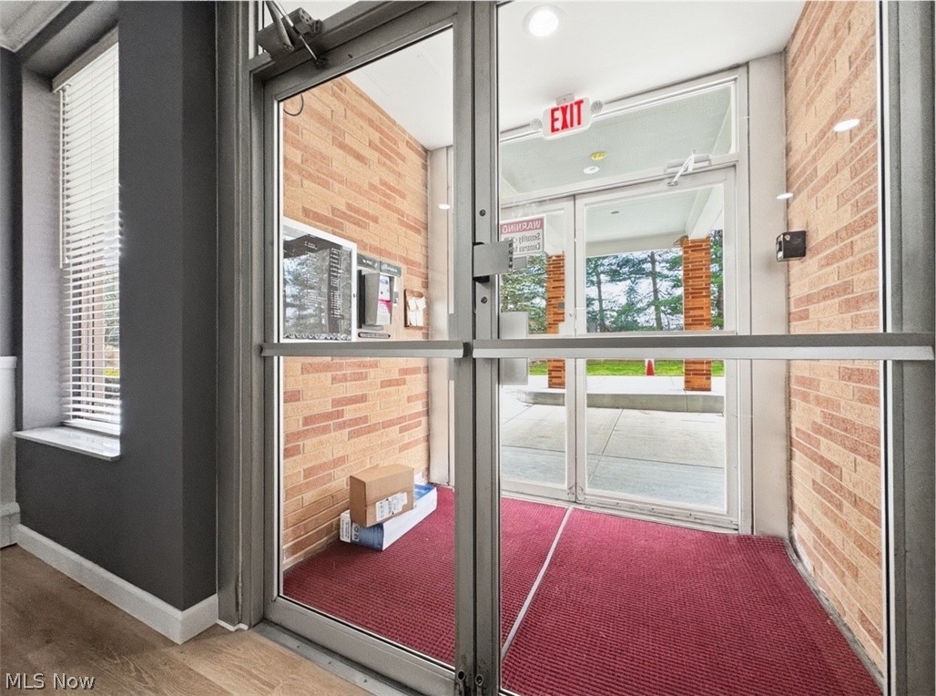 Pine Crest Condo - Residential