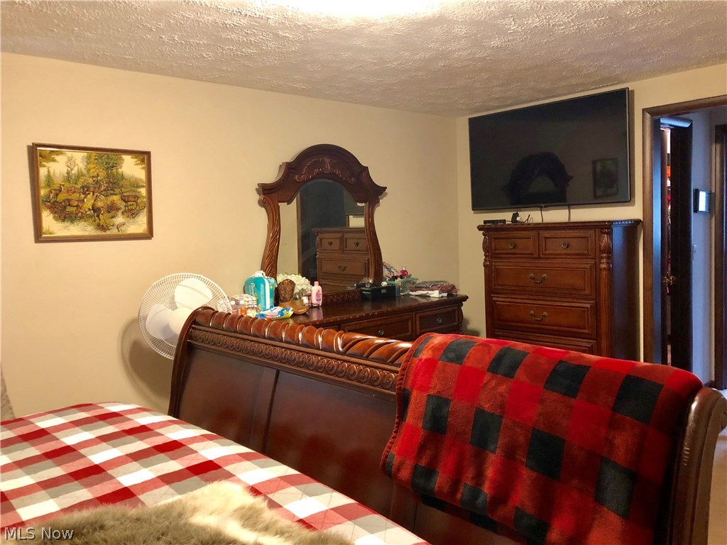 Hickory Hills - Residential