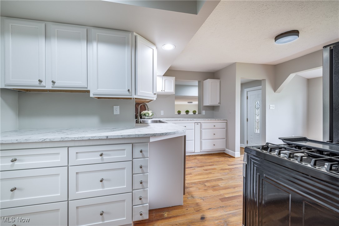 4076 Keller Hanna Drive, Brunswick, Ohio image 6