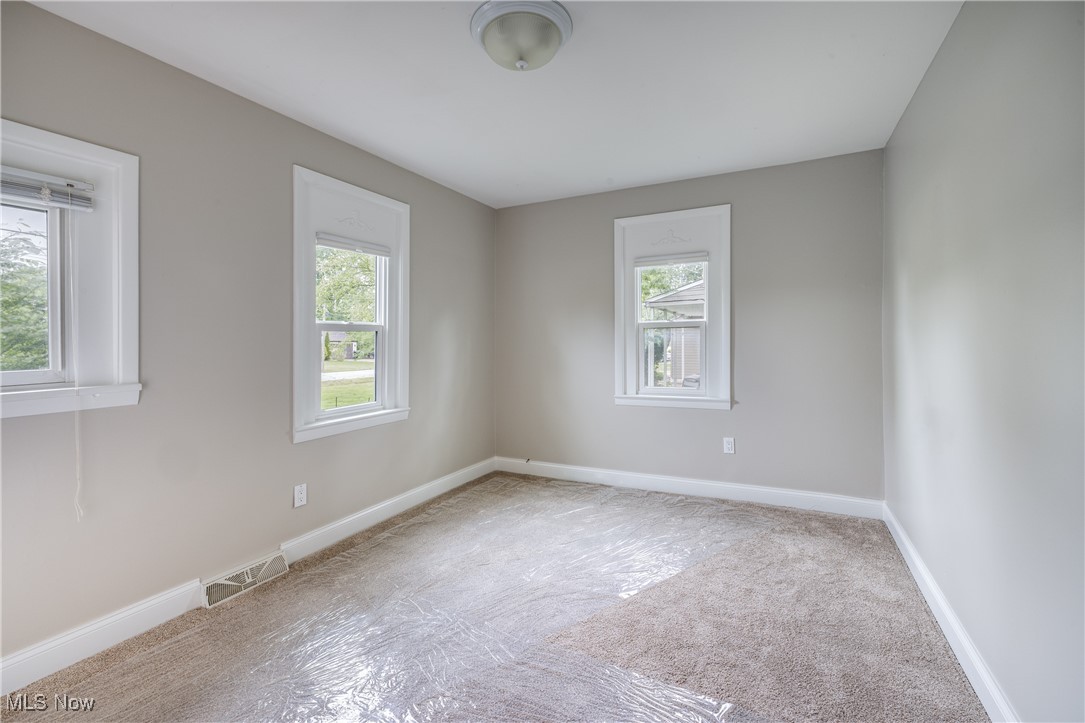 4076 Keller Hanna Drive, Brunswick, Ohio image 13
