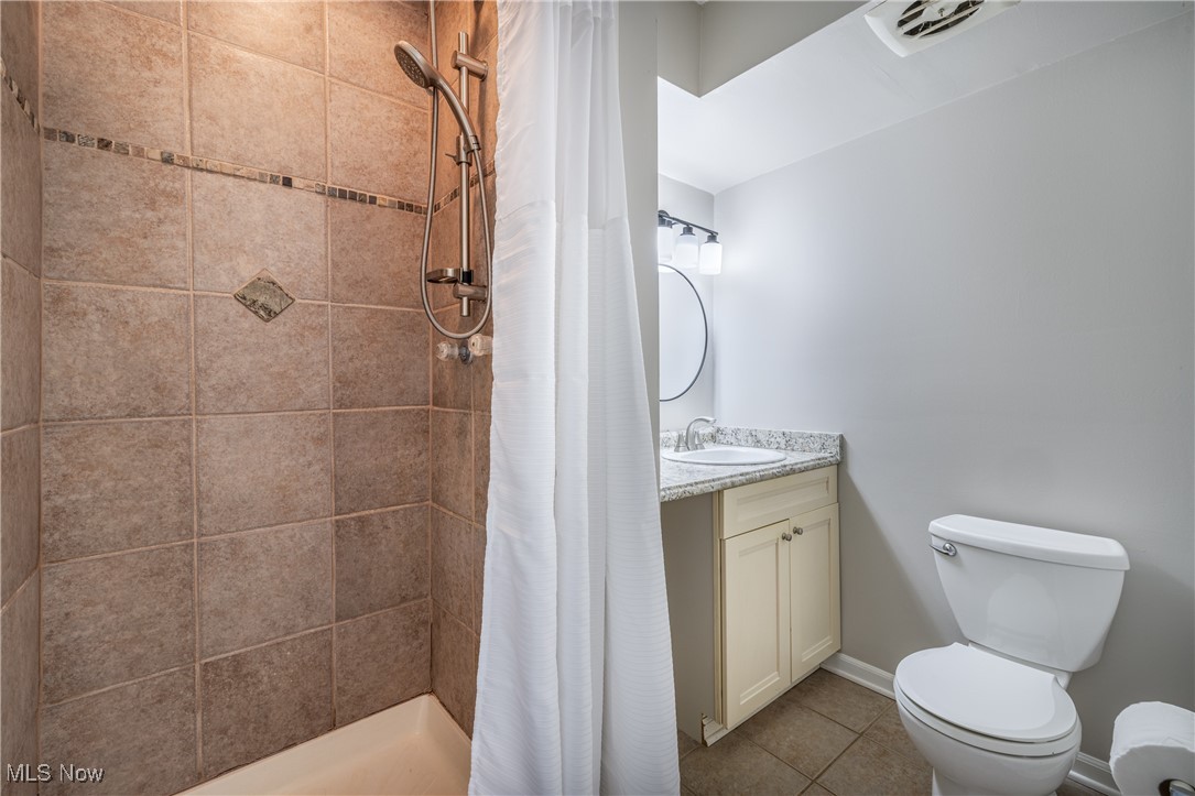 4076 Keller Hanna Drive, Brunswick, Ohio image 15