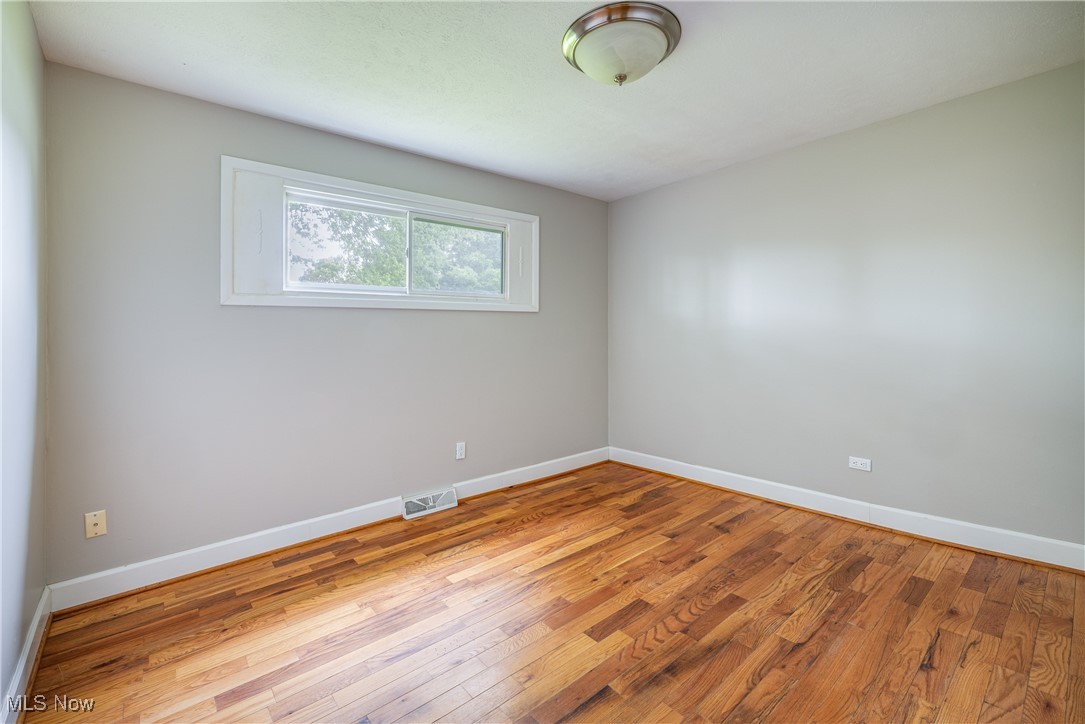 4076 Keller Hanna Drive, Brunswick, Ohio image 11