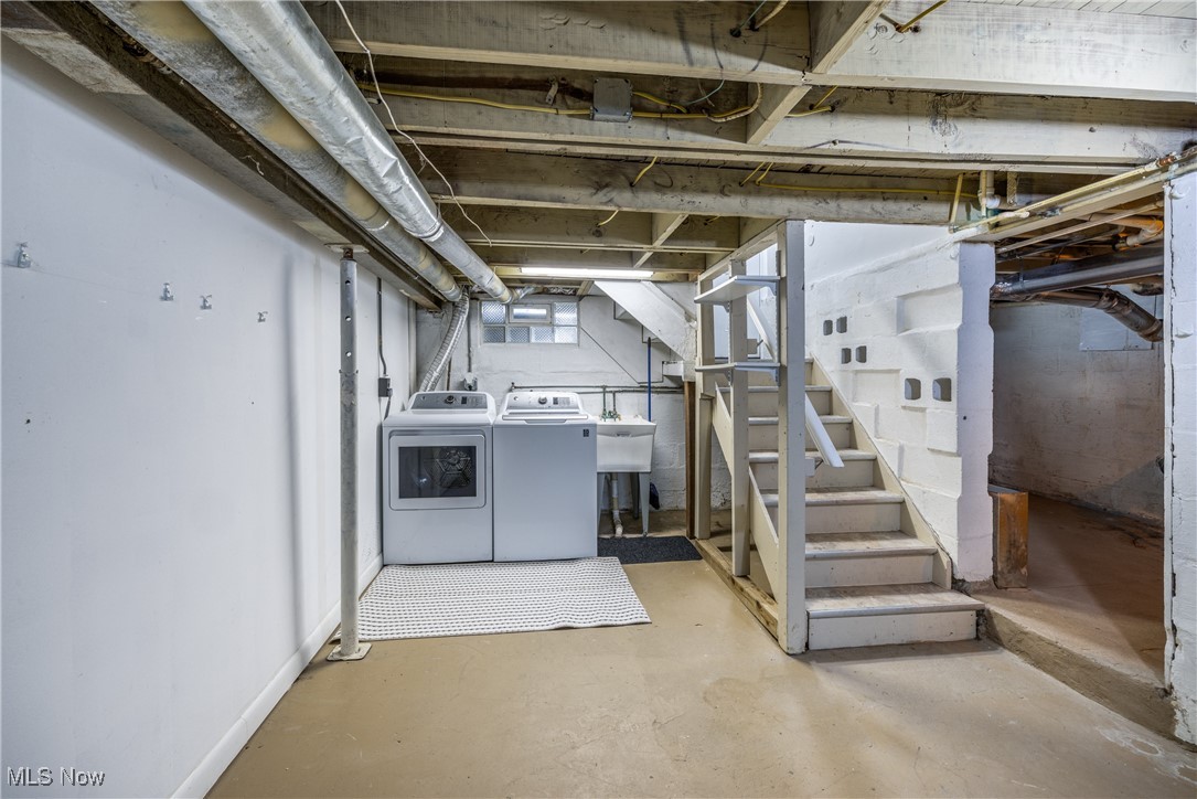 4076 Keller Hanna Drive, Brunswick, Ohio image 18