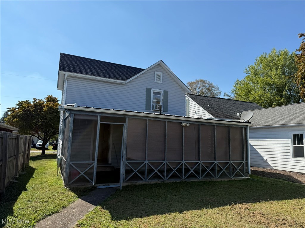 Glass Works Ad - Residential