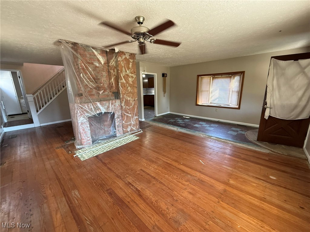 Glass Works Ad - Residential