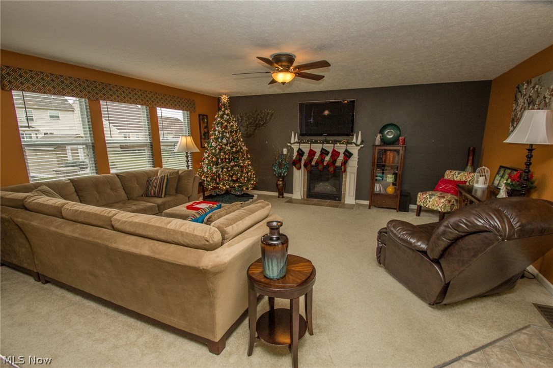 Oak Hollow - Residential