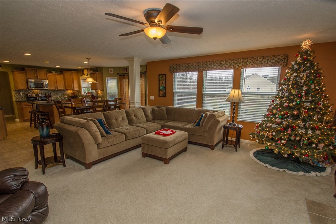 Oak Hollow - Residential