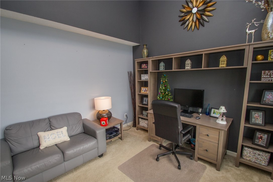 Oak Hollow - Residential