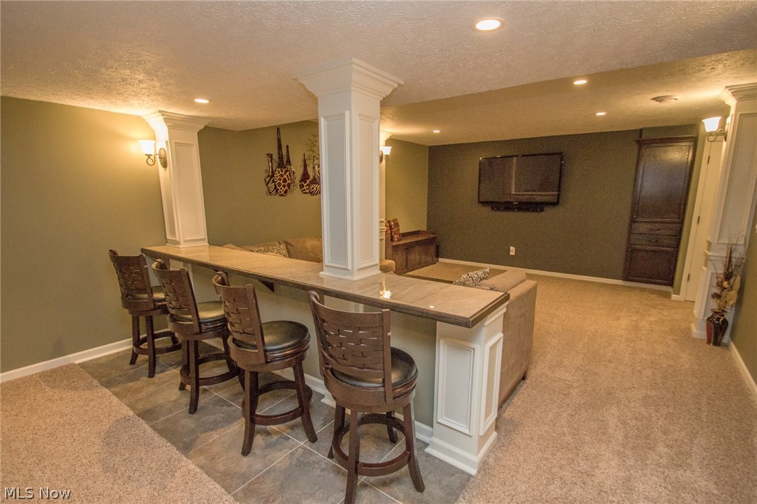 Oak Hollow - Residential