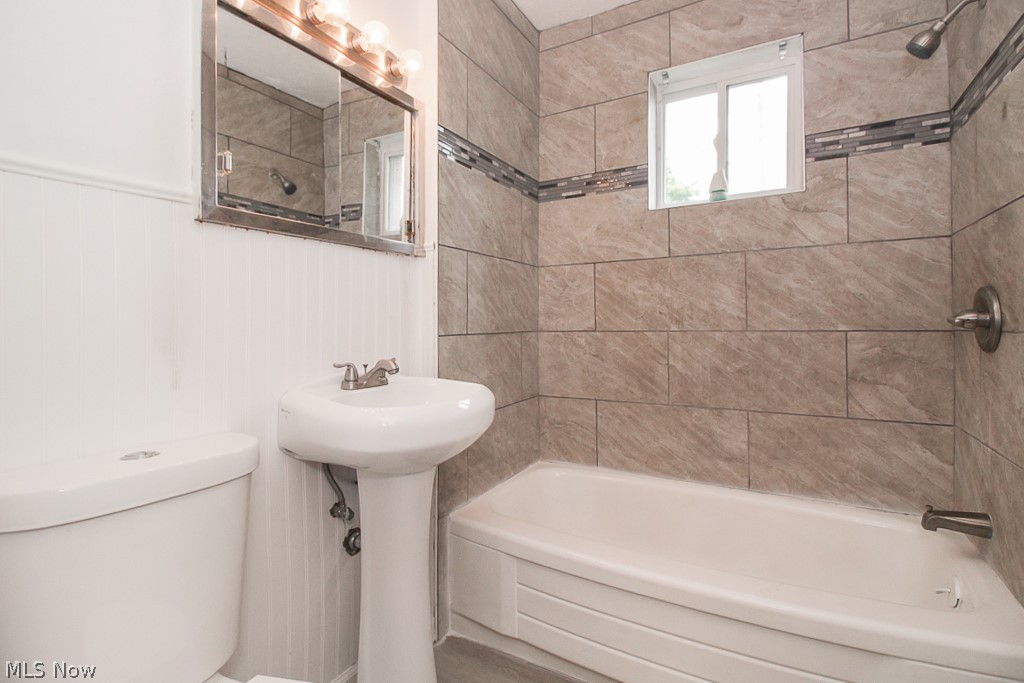 S H Kleinman Realty Companys - Residential Lease