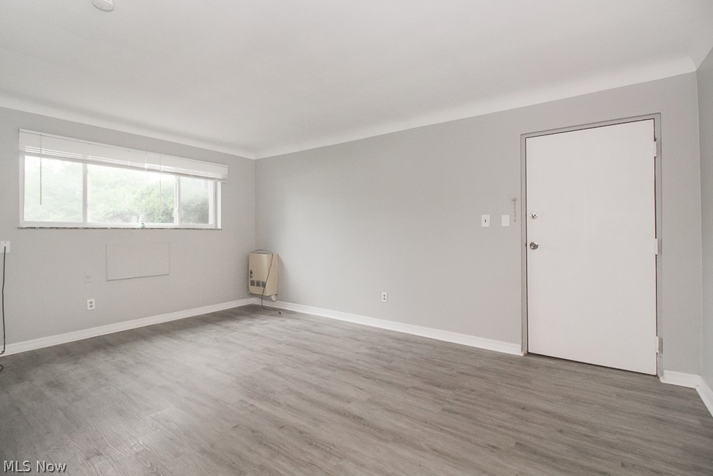 S H Kleinman Realty Companys - Residential Lease