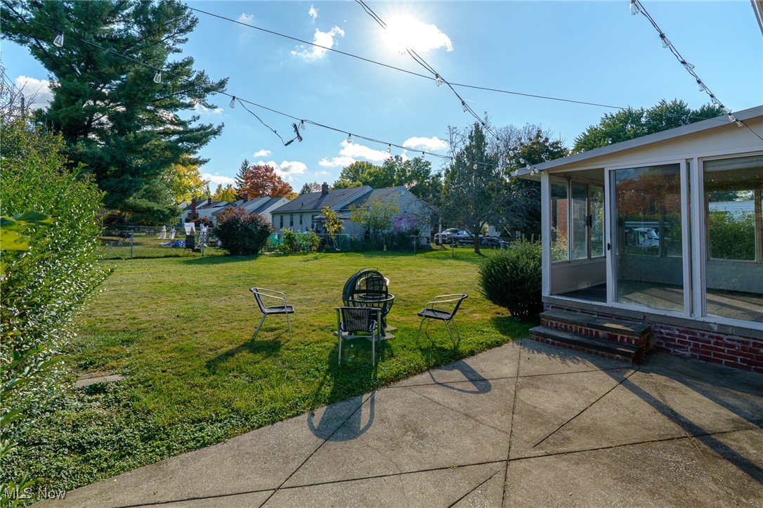 Sunshine Realty Inc 01 - Residential Lease