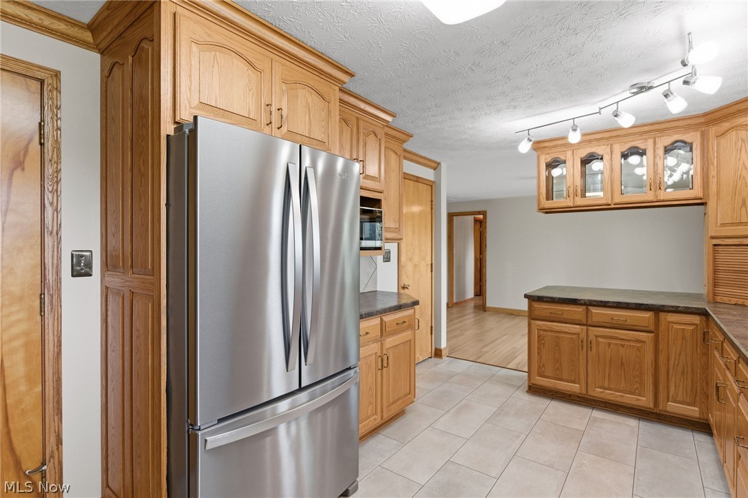 Crystal Shores - Residential