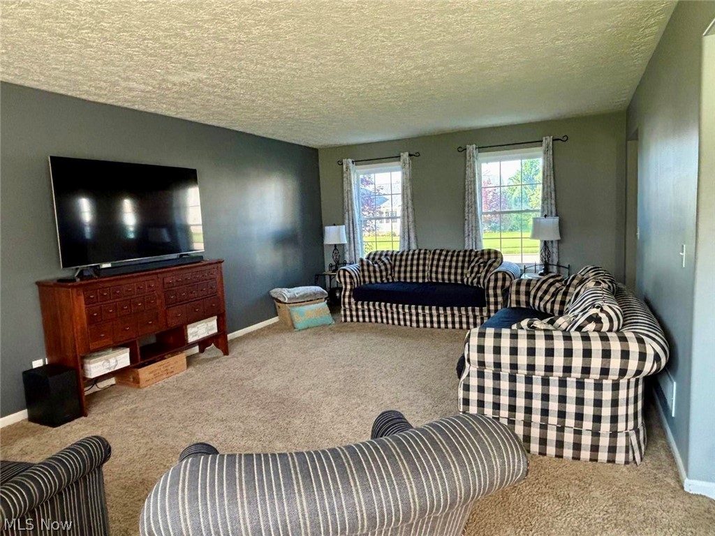 Hoover Estates 01 - Residential