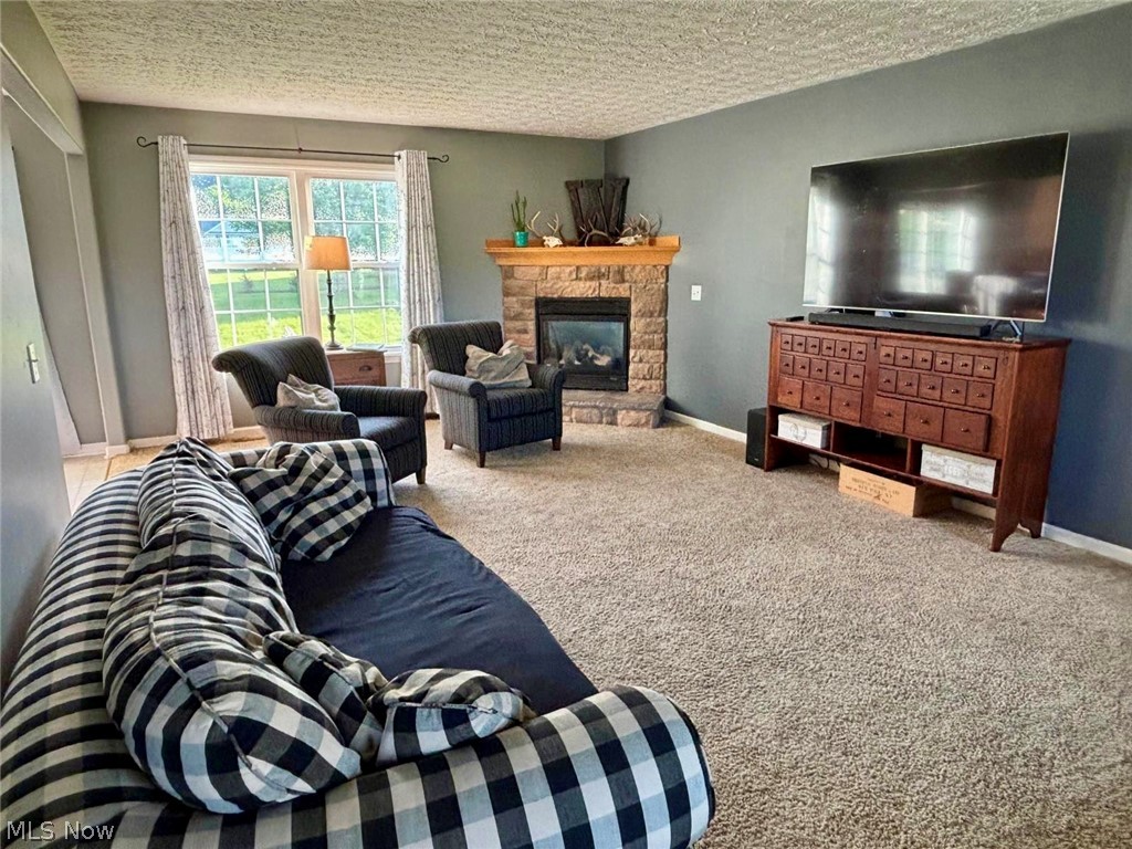 Hoover Estates 01 - Residential
