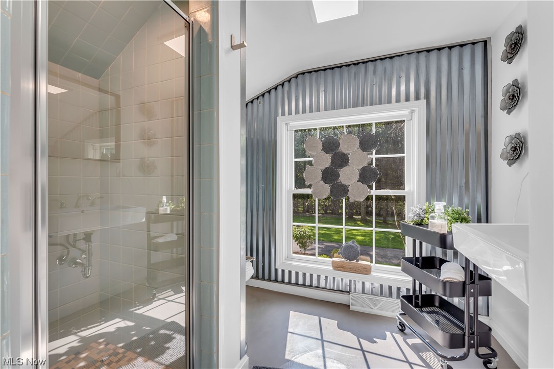 Lois G Wellman Trust - Residential