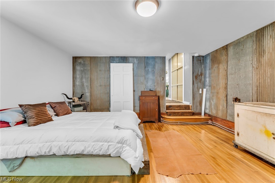 Lois G Wellman Trust - Residential