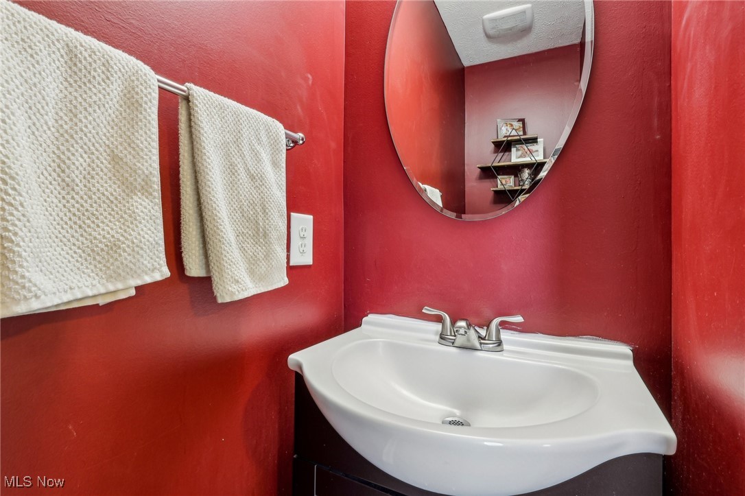 6641 Majestic Drive, North Ridgeville, Ohio image 13