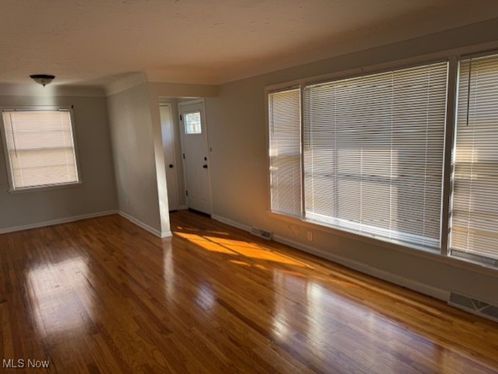 Photo of 1256 Lander Road, Mayfield Heights, OH 44124 (MLS # 5182237)