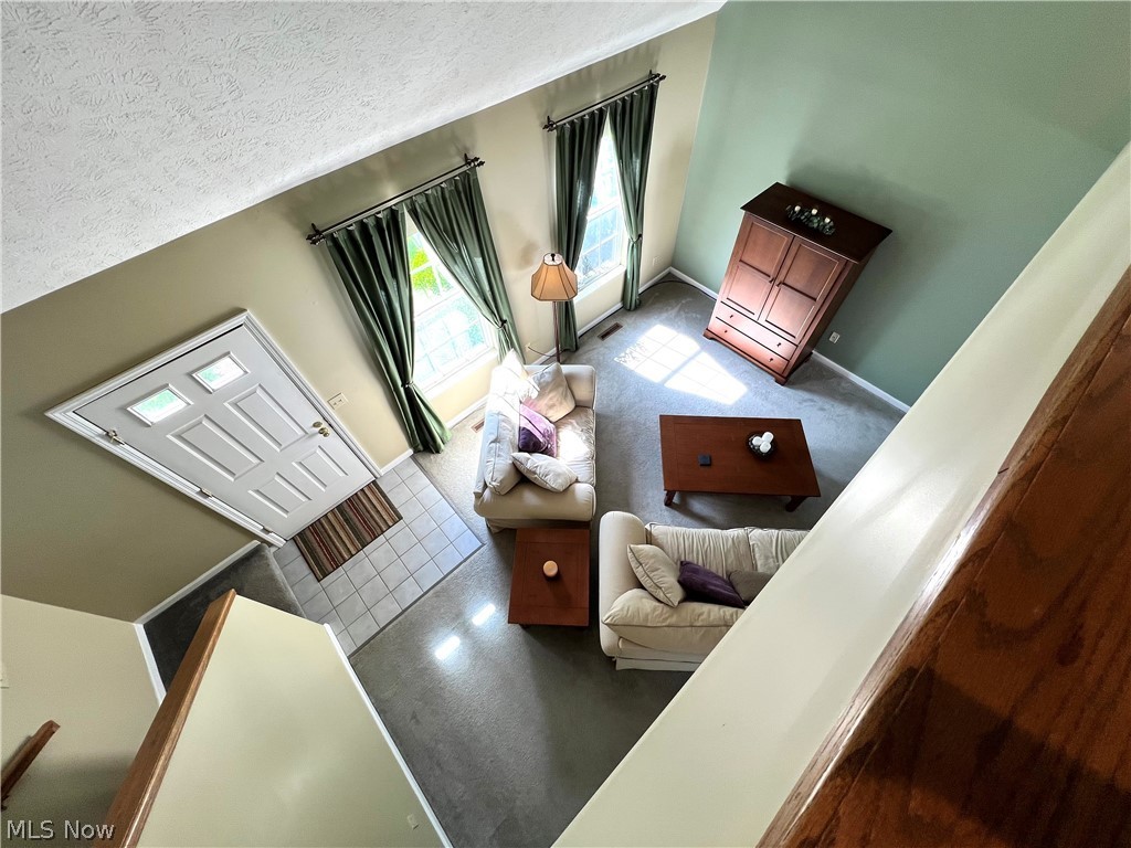 Tinkers Lane Condo - Residential