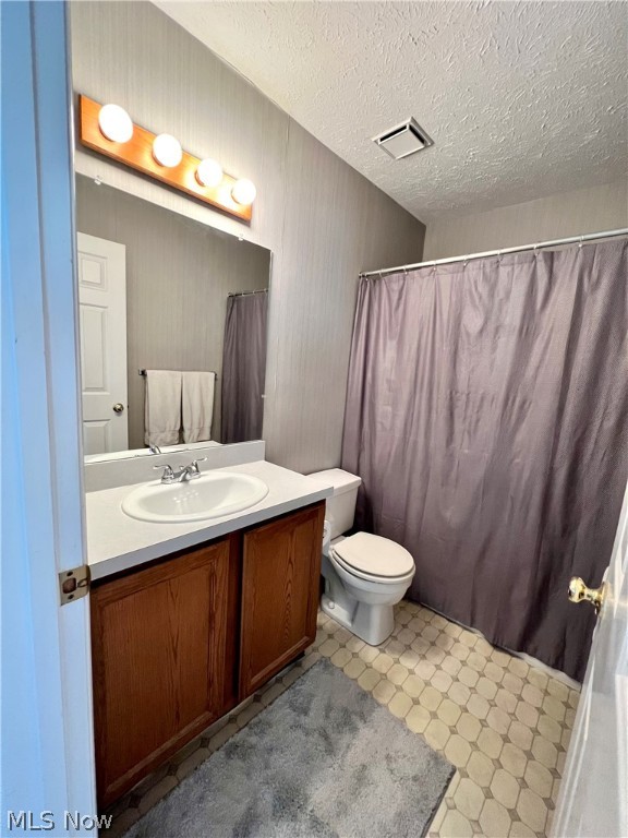 Tinkers Lane Condo - Residential