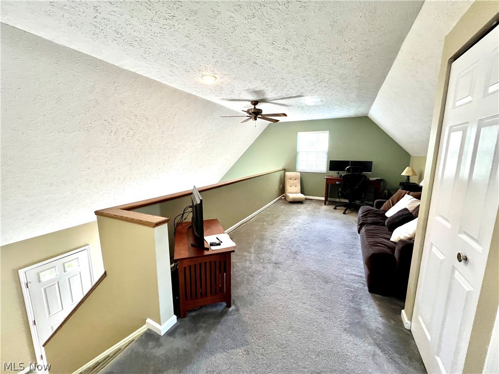 Tinkers Lane Condo - Residential