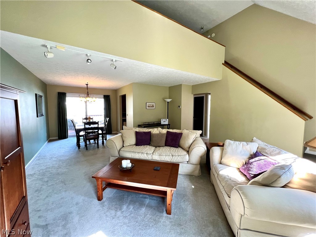 Tinkers Lane Condo - Residential