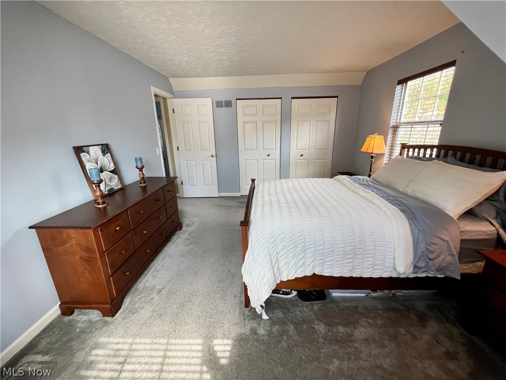 Tinkers Lane Condo - Residential