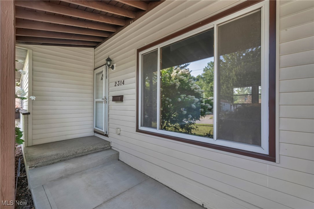 2314 Lynnwood Drive