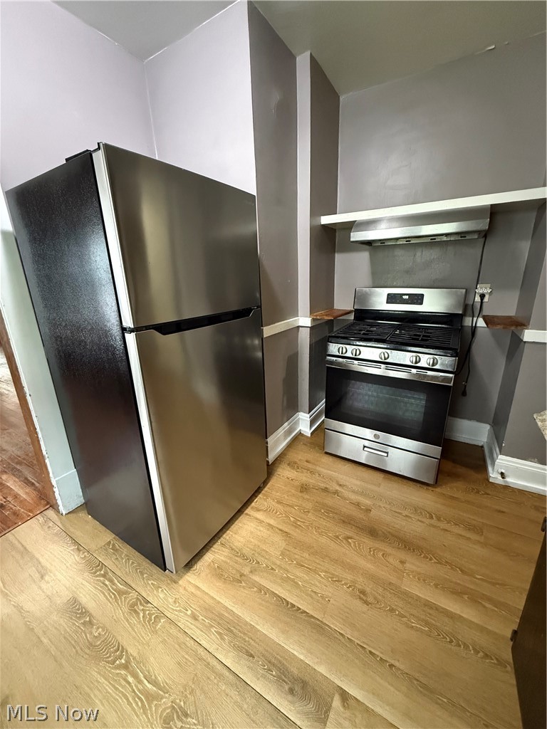 Euclid Collamer 01 - Residential Income