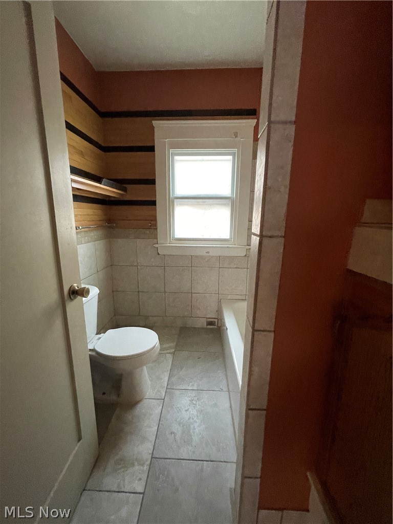 Euclid Collamer 01 - Residential Income