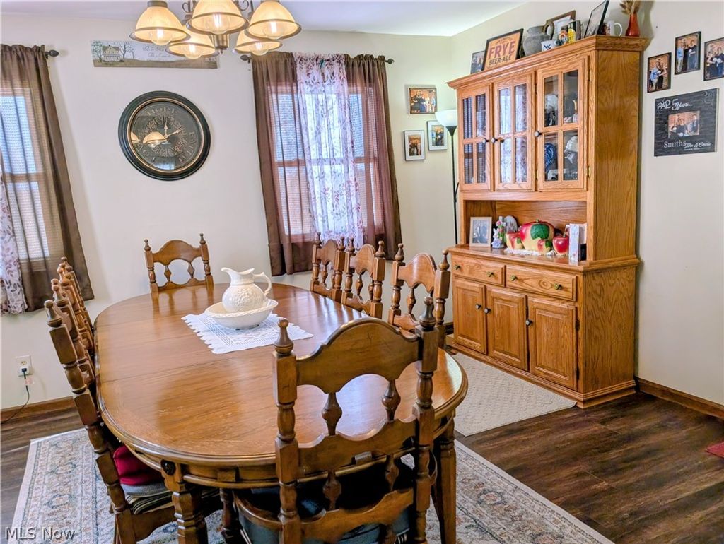 Photo of 3003 Queensway Street, East Liverpool, OH 43920 (MLS # 5185738)