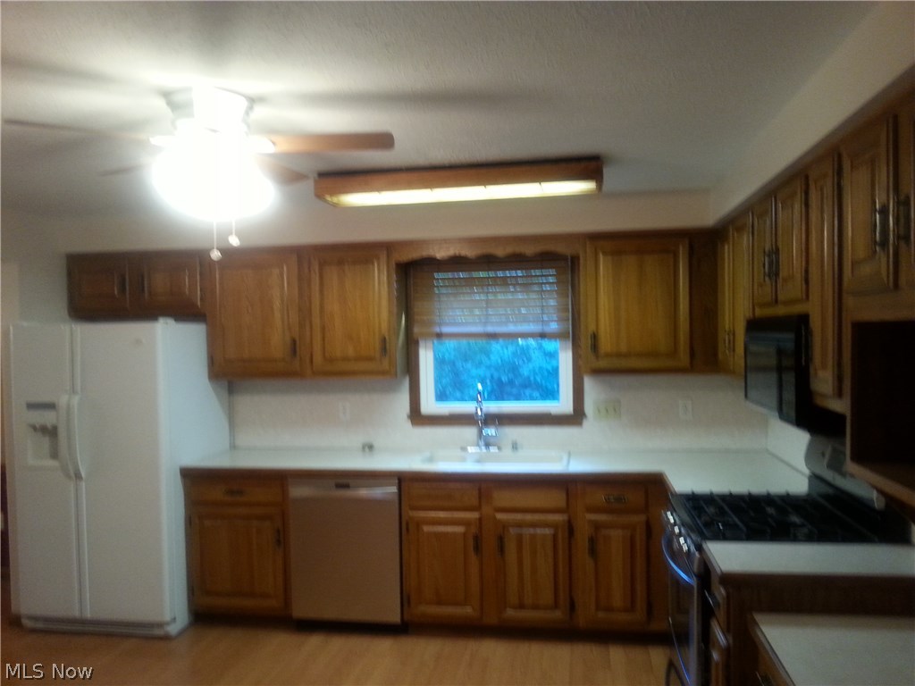 Irish Oaks - Residential