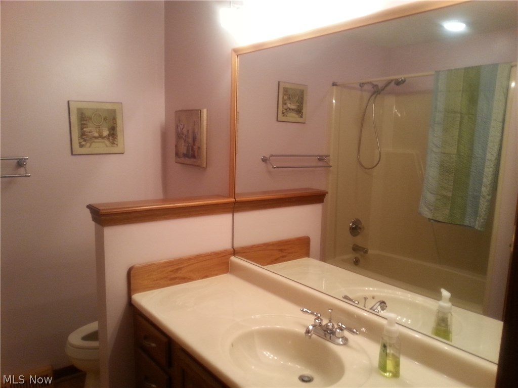 Irish Oaks - Residential