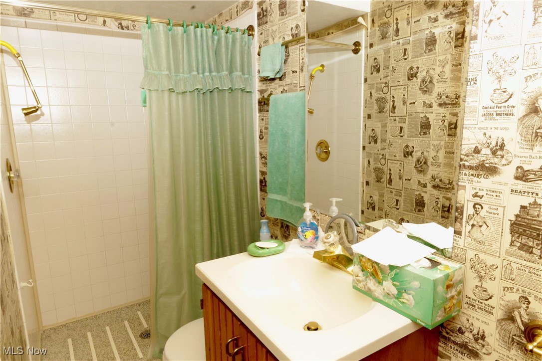White Oak Drive 06 - Residential