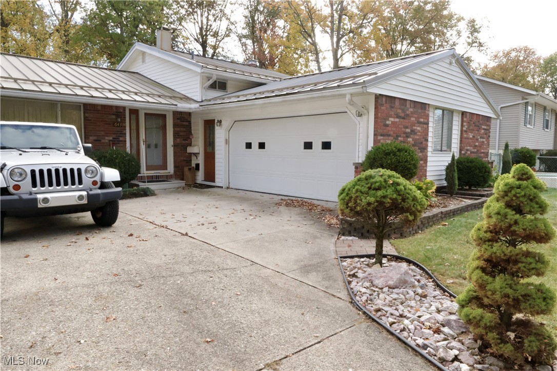 White Oak Drive 06 - Residential