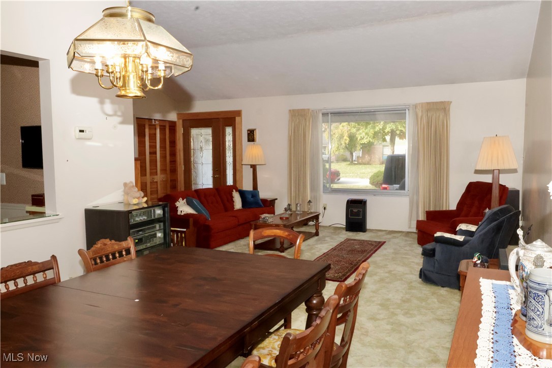 White Oak Drive 06 - Residential