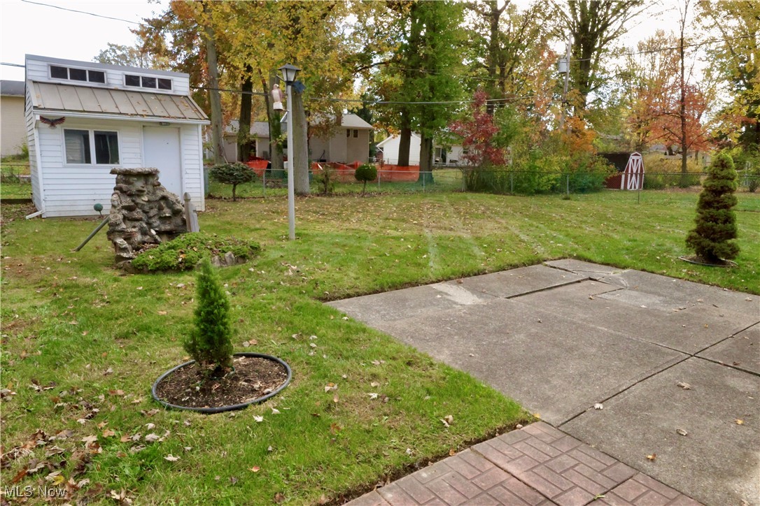 White Oak Drive 06 - Residential