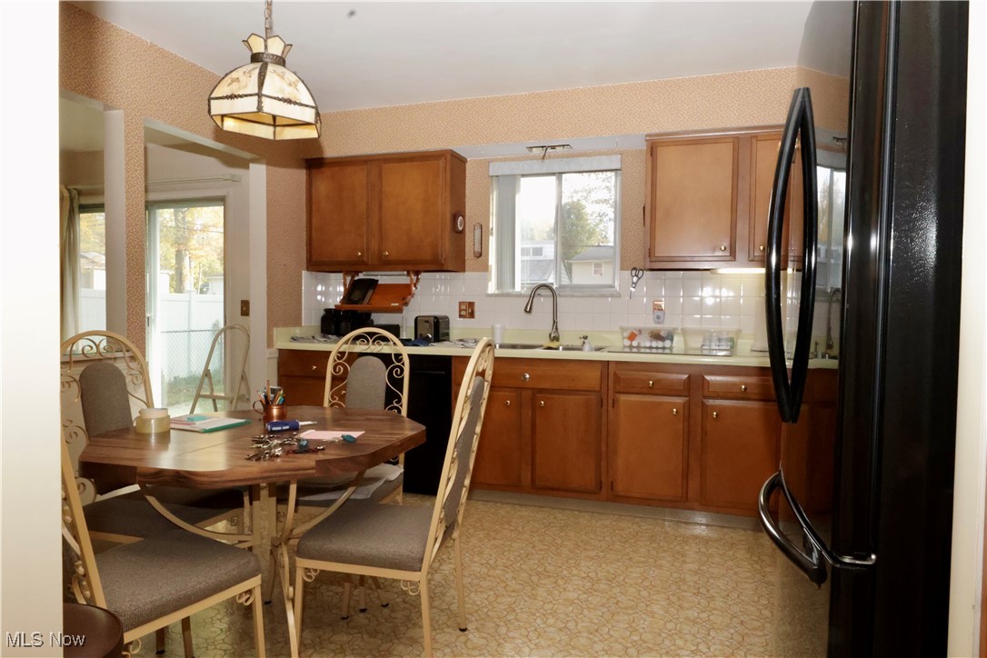 White Oak Drive 06 - Residential