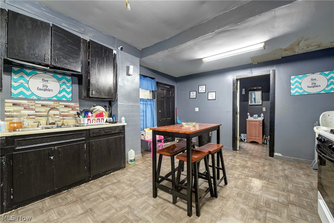 J H Sargents - Residential Income