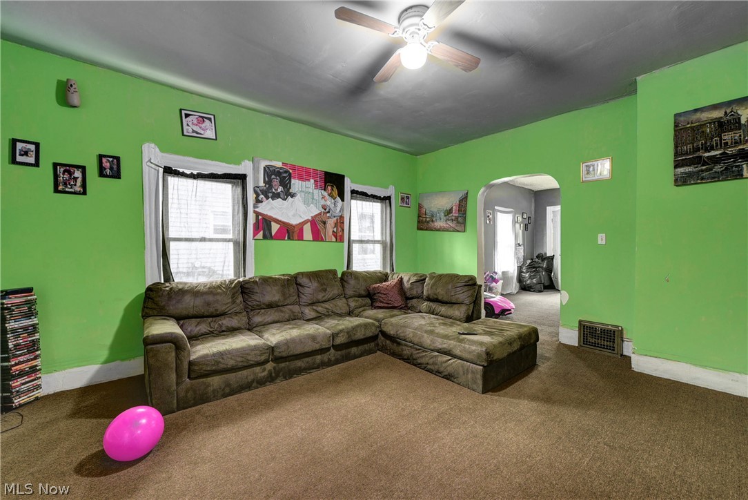 J H Sargents - Residential Income