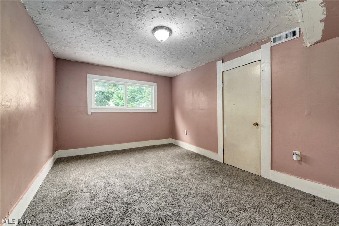 J H Sargents - Residential Income