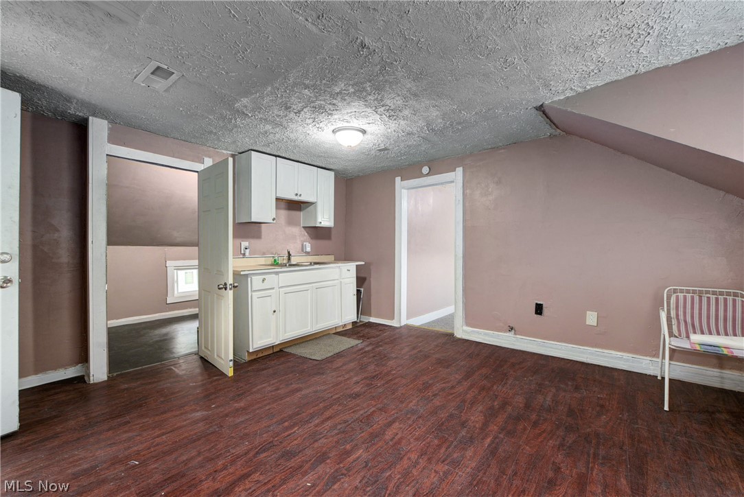 J H Sargents - Residential Income