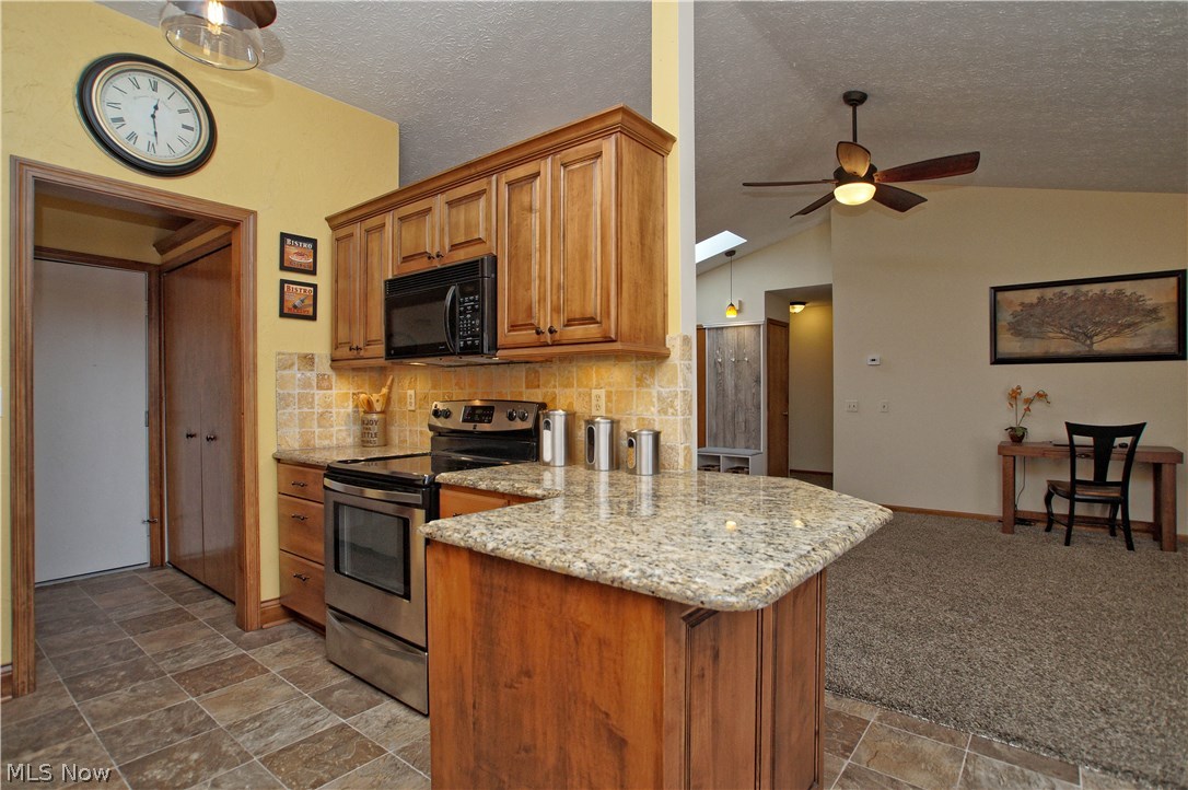 Maplelawn Drive - Residential