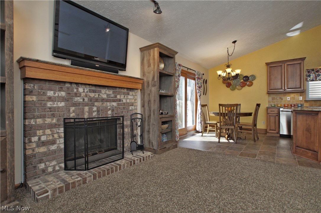 Maplelawn Drive - Residential