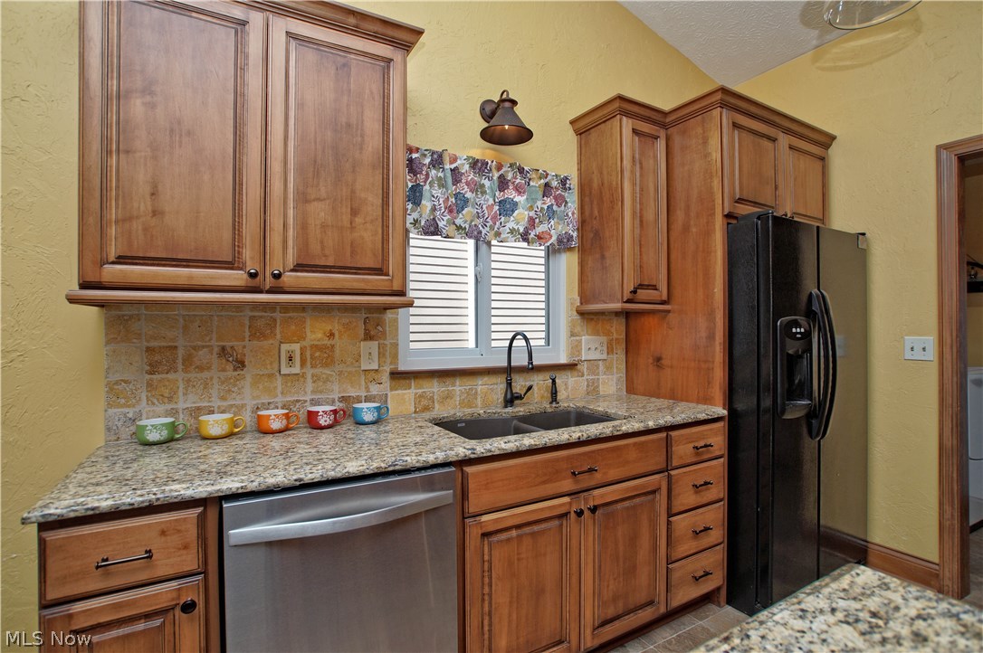 Maplelawn Drive - Residential