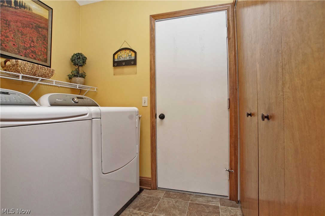 Maplelawn Drive - Residential